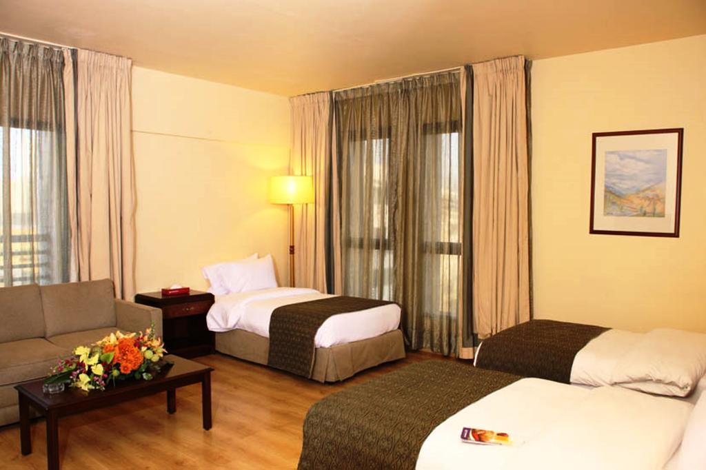 ביירות Le Commodore Hotel מראה חיצוני תמונה