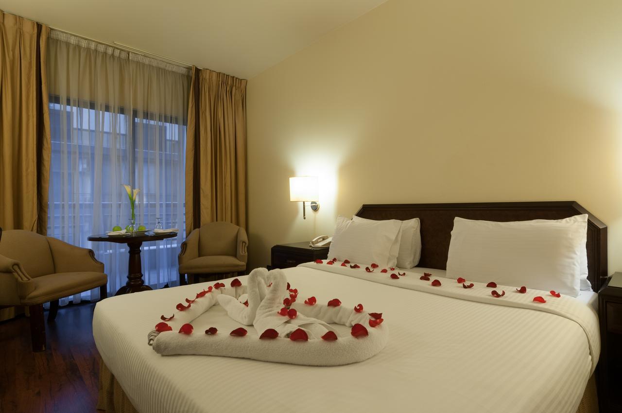 ביירות Le Commodore Hotel מראה חיצוני תמונה