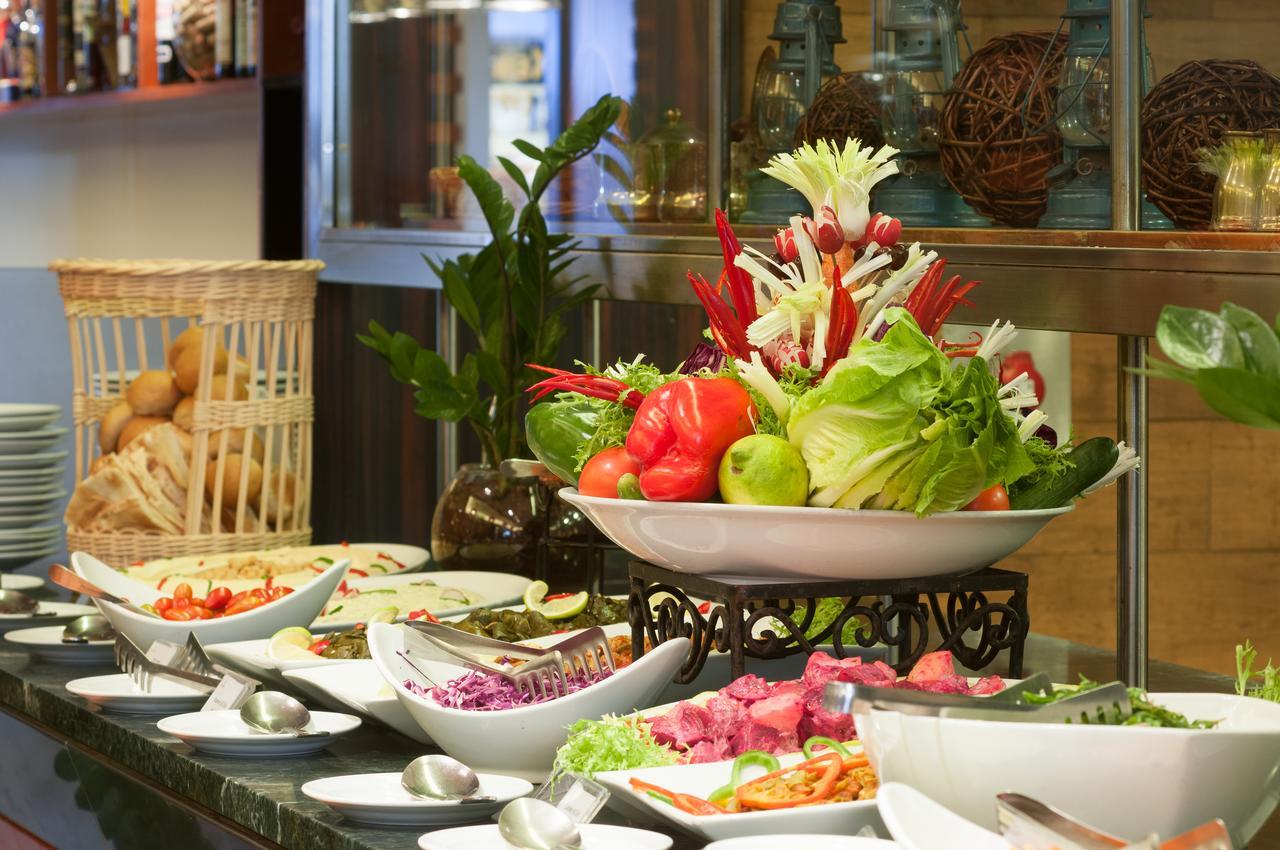 ביירות Le Commodore Hotel מראה חיצוני תמונה