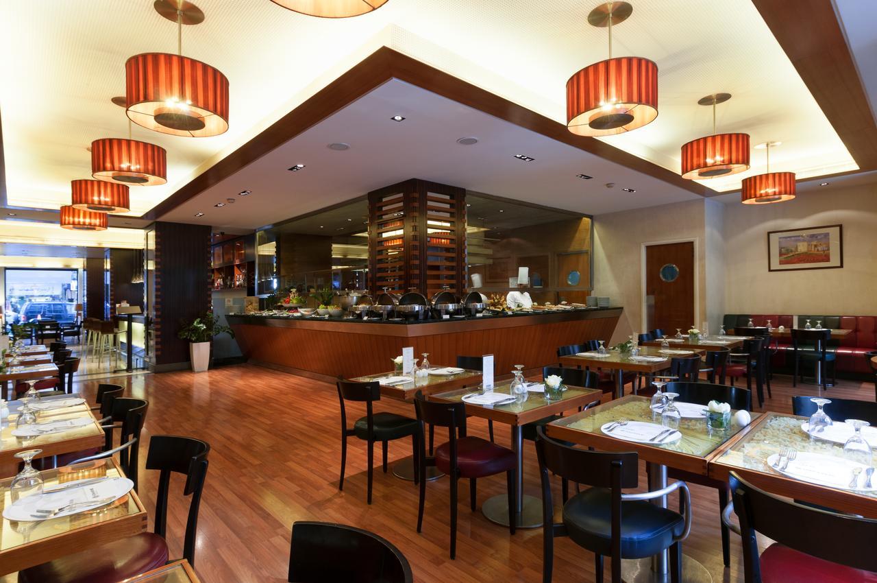 ביירות Le Commodore Hotel מראה חיצוני תמונה