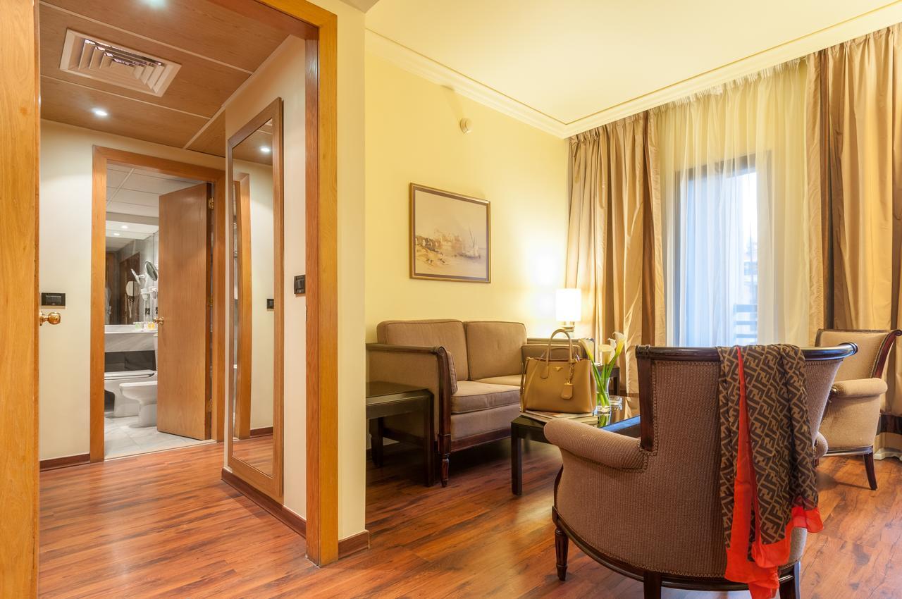 ביירות Le Commodore Hotel מראה חיצוני תמונה