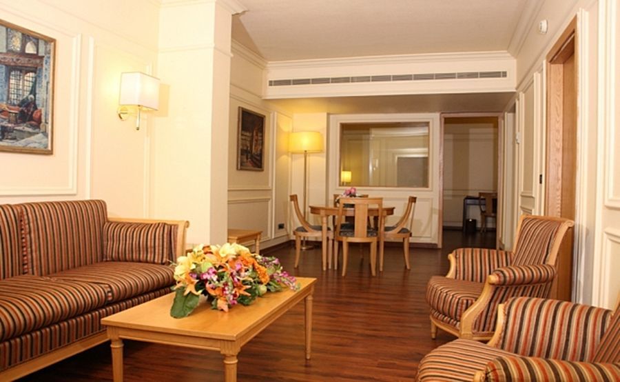 ביירות Le Commodore Hotel מראה חיצוני תמונה